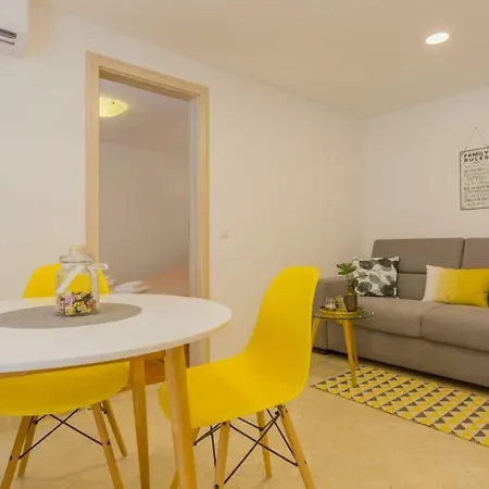 Ivo Appartement *